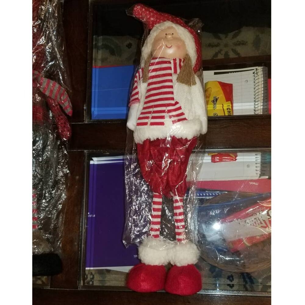 Set of 18" Stand Alone Holiday Christmas Dolls Decoration (2 Dolls Included) - Picture 5 of 6